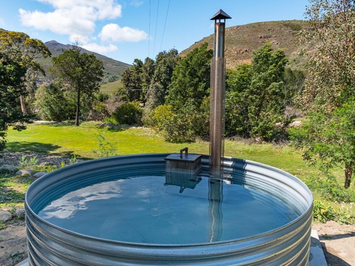 La Ferme Guest Farm - Hot Tubs Villa Franschhoek Bagian luar foto