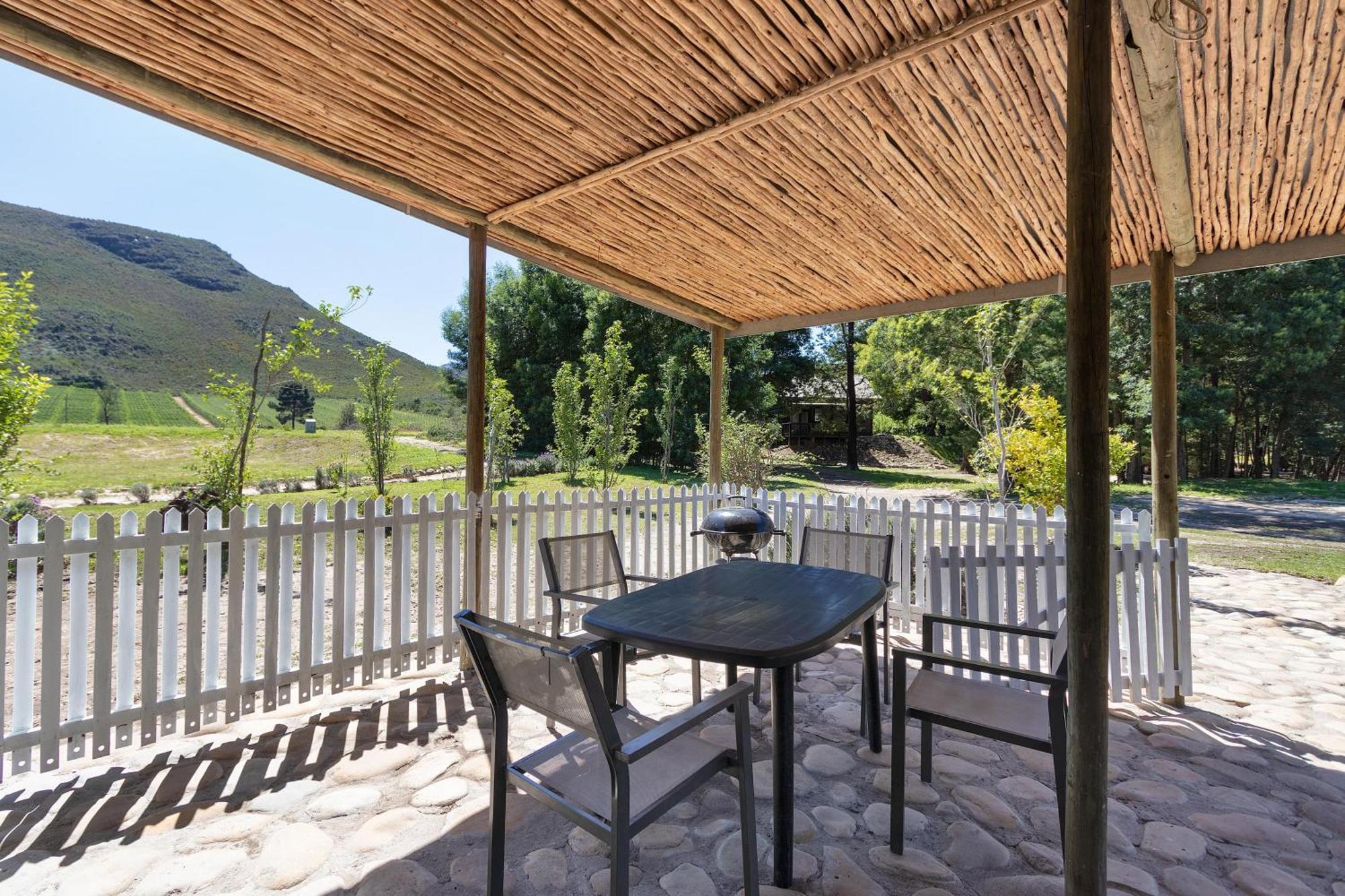 La Ferme Guest Farm - Hot Tubs Villa Franschhoek Bagian luar foto